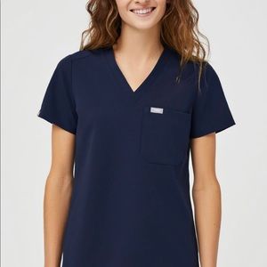 Figs Catarina one pocket navy scrub top